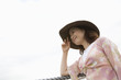 帽子をかぶった女性