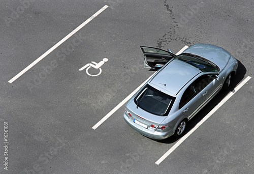 Foto: Behindertenparkplatz Behindertenparkplatz