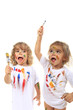 Deux enfants qui font de la peinture ... Deux enfants qui font de la peinture ...