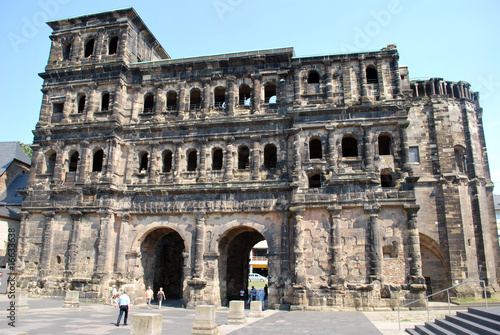 La Porta Nigra à Trèves