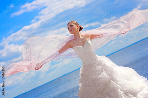 Photo: a bride at sea a bride at sea