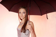 Frau mit Schirm