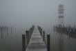 Leuchtturm im Nebel