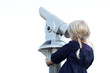 Foto: Kind und Fernrohr Kind und Fernrohr