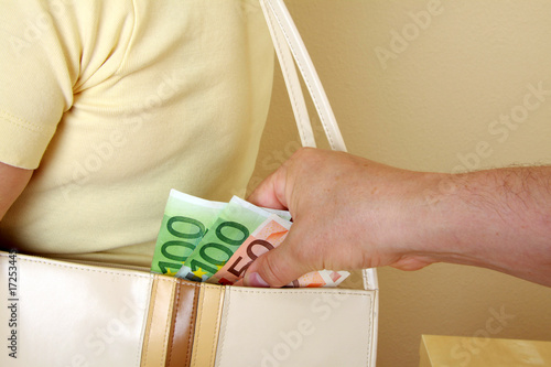 Foto: Taschendiebstahl Taschendiebstahl
