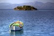 barca verso l'isola
