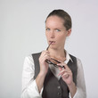 femme d'affaires lunettes réflexion