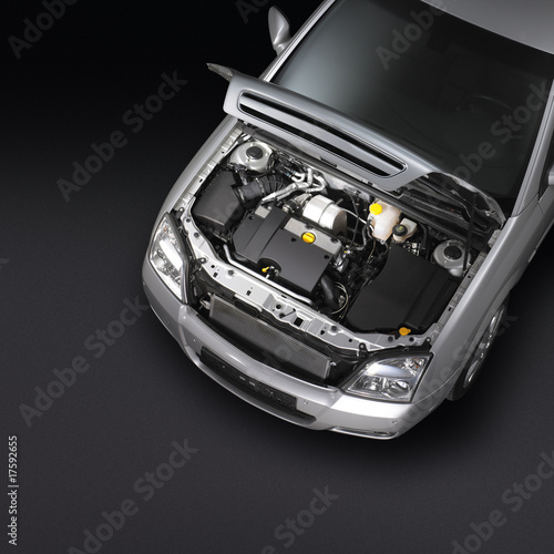 Silver Car with unsealed cowling