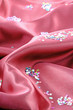 étoiles tissu satin rouge