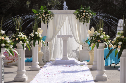 Outdoor Wedding Decoration on Outside Wedding Ceremony Decoration    Delphimages  17758213   See