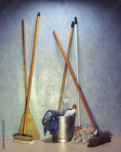 Photo: le placart a balais le placart a balais