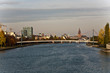 Skyline von Frankfurt, Blick von Friedensbrücke über den Main