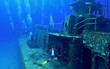 Foto: Exploring a shipwreck Exploring a shipwreck