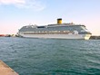 Kreuzfahrtschiff im Canal Grande