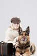 Kind mit Schäferhund