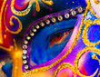 Foto: Detail of traditional Venice mask with colorful decoration Detail of traditional Venice mask with colorful decoration