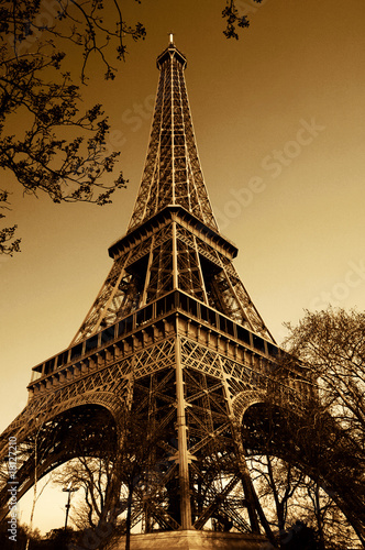 Vintage Eiffel Tower (Paris, France) Vintage Eiffel Tower (Paris, France)