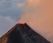 Lange Gipfeleruption am Vulkan Fuego in Guatemala
