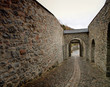 Foto: Burg Altena, Burgweg mit Nischen Burg Altena, Burgweg mit Nischen