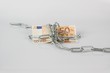 Geld in Ketten Geld in Ketten