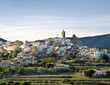 Pueblo en la Colina