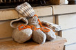 Calze di lana ripiene di dolci