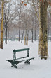banc public enneigé