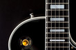 Schwarze Gitarre
