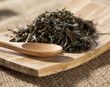 thé vert infusion cuillère en bois plateau