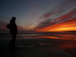 femme sur la plage le soir à lacanau oçéan 311209333 femme sur la plage le soir à lacanau oçéan 311209333
