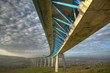 Viaduc sur l'A16