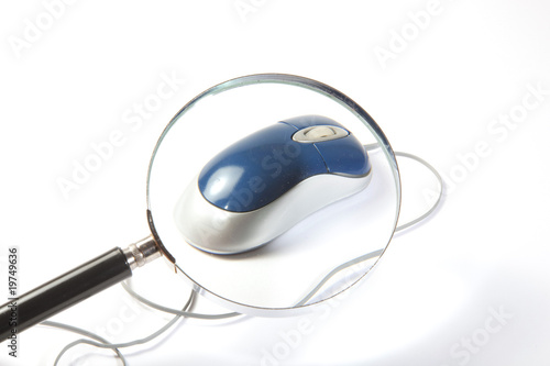 Photo: RECHERCHE IM INTERNET RECHERCHE IM INTERNET