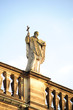 statue