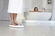 Foto: Woman in a bathtub Woman in a bathtub