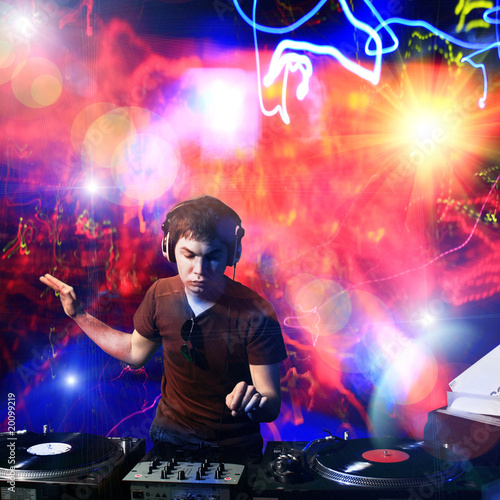 Photo: DJ DJ