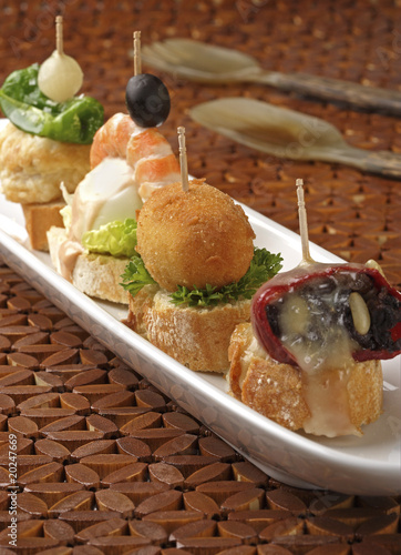 Photo: canapés 01 canapés 01