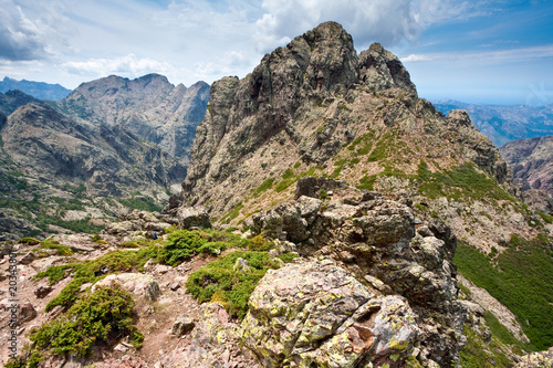 Photo: Wideangle view of rock (GR20) Wideangle view of rock (GR20)