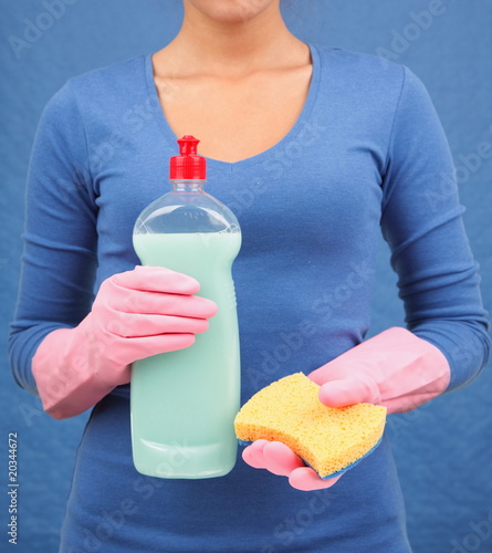 Photo: Washing dishes Washing dishes