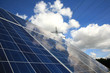 Photovoltaikelement mit Strommast