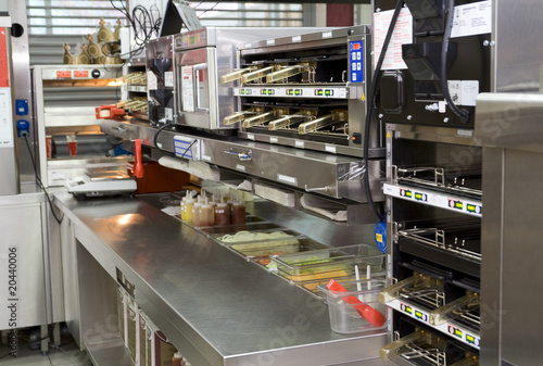 Fast Food Restaurants on Restaurant Kitchen   Fast Food    Kondor83  20440006   See Portfolio