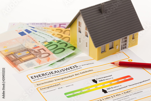 Foto: Energieausweis für Einfamilienhaus, Österreich Energieausweis für Einfamilienhaus, Österreich