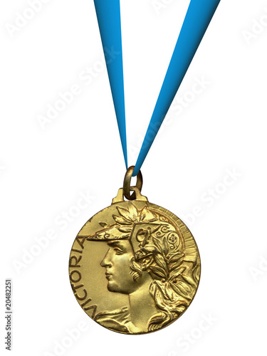 MEDAGLIA D'ORO CON TESTA DI VITTORIA