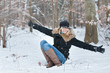 Schneebild Model im Schnee