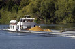 France, péniche sur la Seine