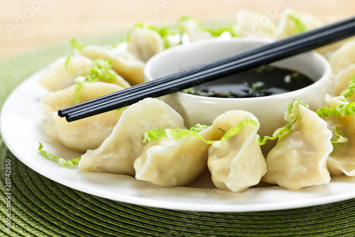 Photo: Steamed dumplings and soy sauce Steamed dumplings and soy sauce