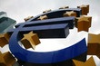 euro-zeichen vor der zentral-bank
