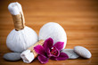 Pochons massage Luk Pra Kob et orchidée