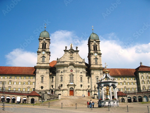 Foto: Klosterkirche in der Schweiz. Klosterkirche in der Schweiz.