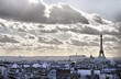 Vue depuis les toits de Paris - Tour Eiffel Vue depuis les toits de Paris - Tour Eiffel