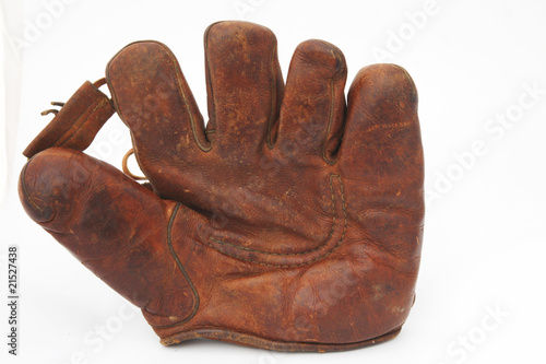Photo: Old leather baseball glove Old leather baseball glove